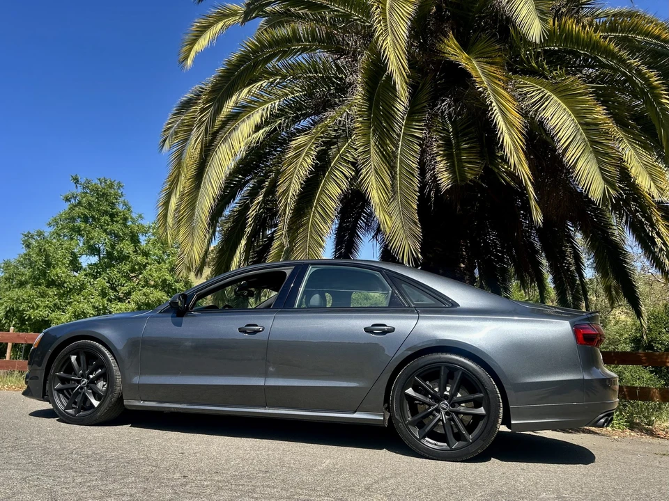 2017 Audi D4 S8 - Image 17 of 31