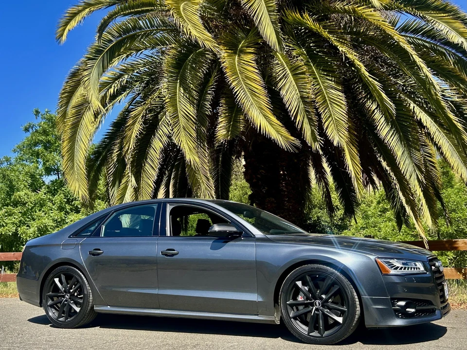 2017 Audi D4 S8 - Image 25 of 31