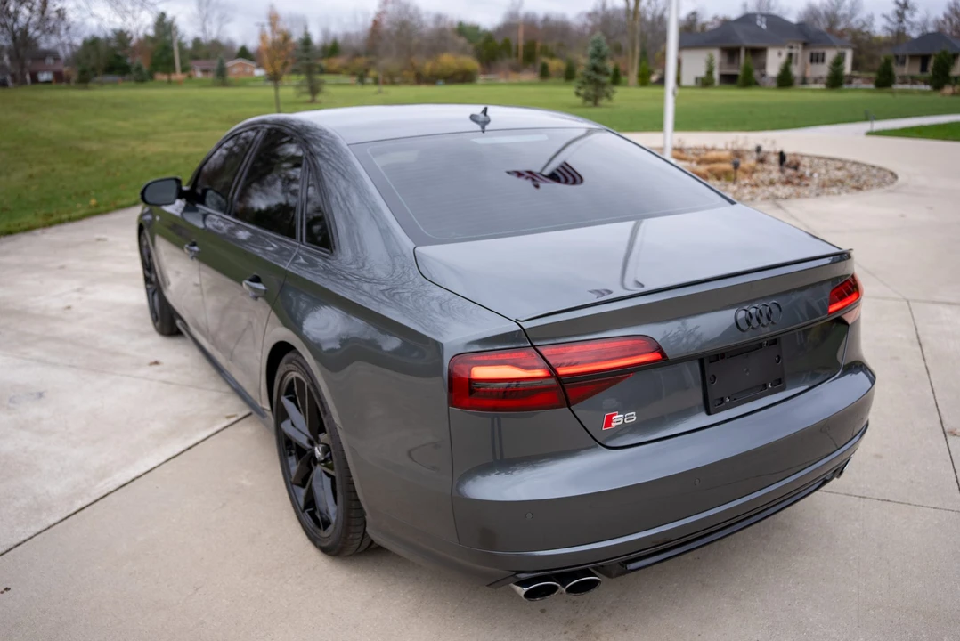 2017 Audi D4 S8 - Image 13 of 31