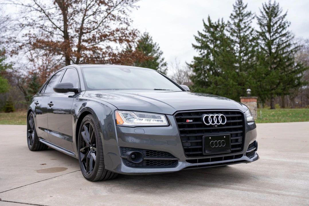 2017 Audi D4 S8 - Image 30 of 31