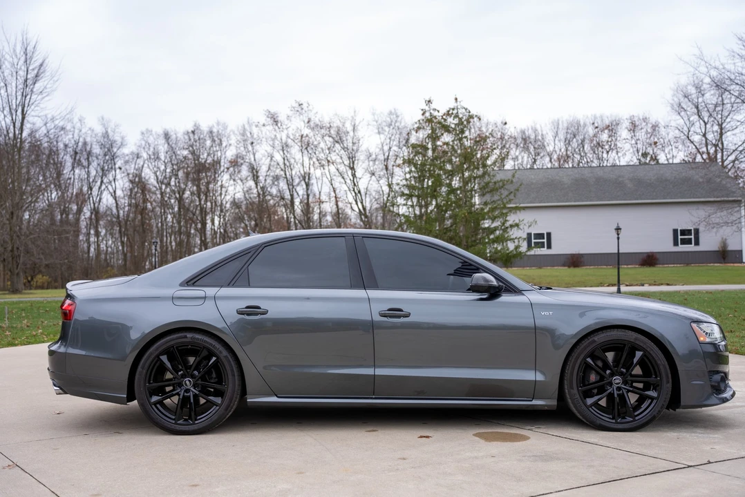 2017 Audi D4 S8 - Image 25 of 31
