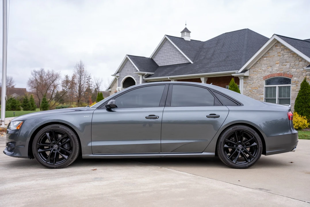 2017 Audi D4 S8 - Image 8 of 31