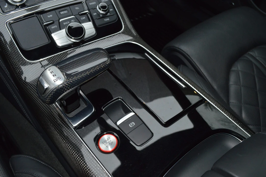 2017 Audi D4 S8 - Image 30 of 31