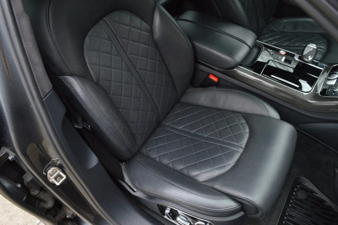 2017 Audi D4 S8 - Image 20 of 31