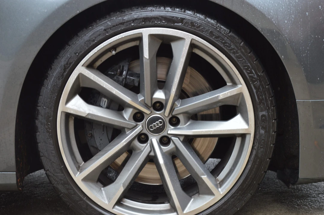 2017 Audi D4 S8 - Image 13 of 31