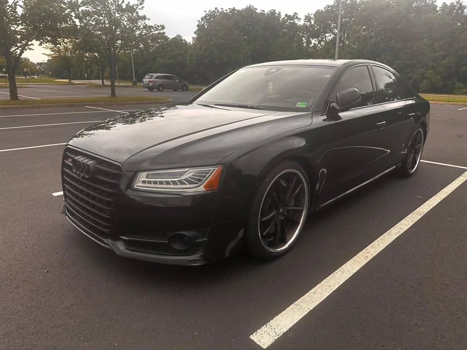 2017 Audi D4 S8 - Image 8 of 31