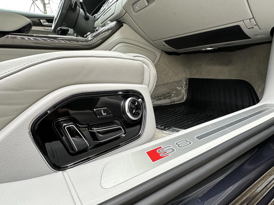 2017 Audi D4 S8 - Image 30 of 31