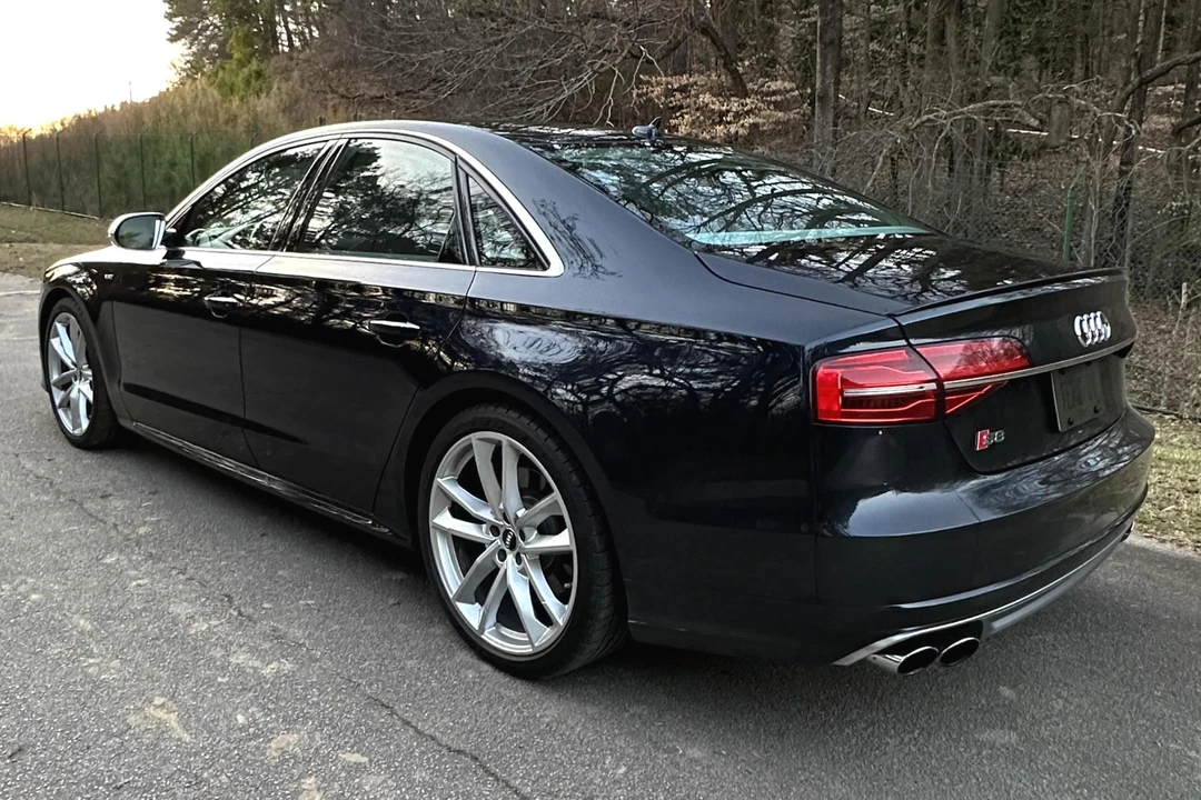 2017 Audi D4 S8 - Image 3 of 31
