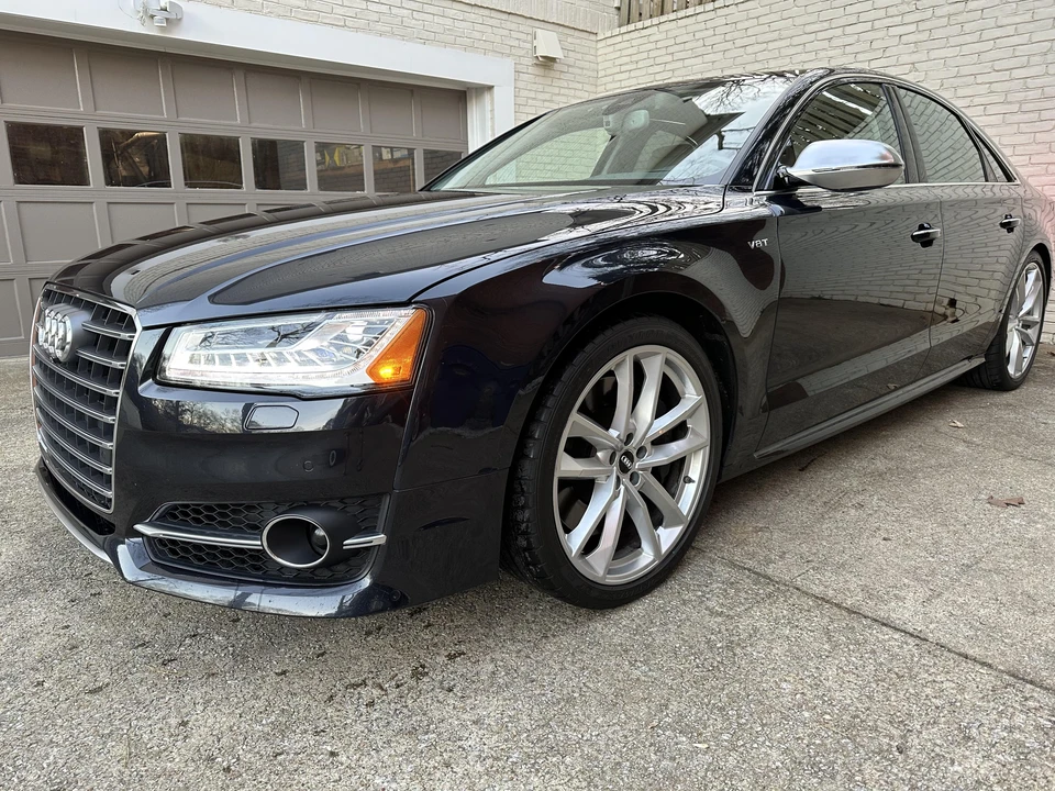2017 Audi D4 S8 - Image 8 of 31
