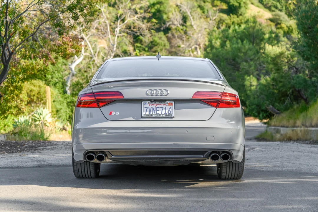 2017 Audi D4 S8 - Image 7 of 31