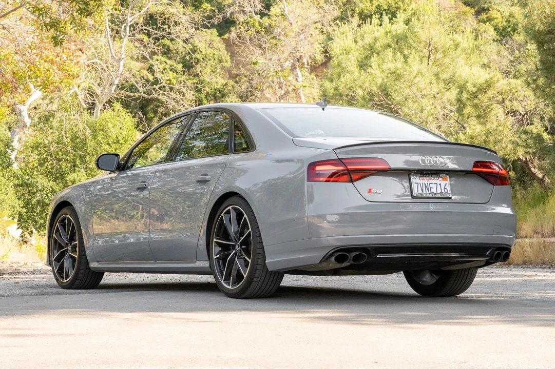 2017 Audi D4 S8 - Image 6 of 31