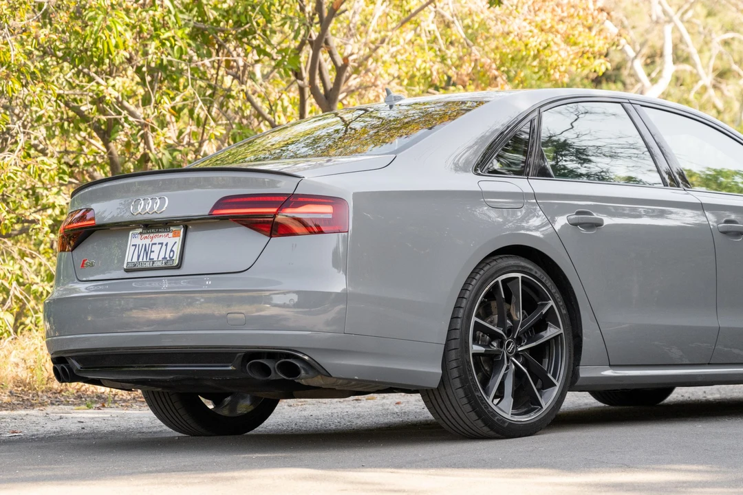 2017 Audi D4 S8 - Image 17 of 31