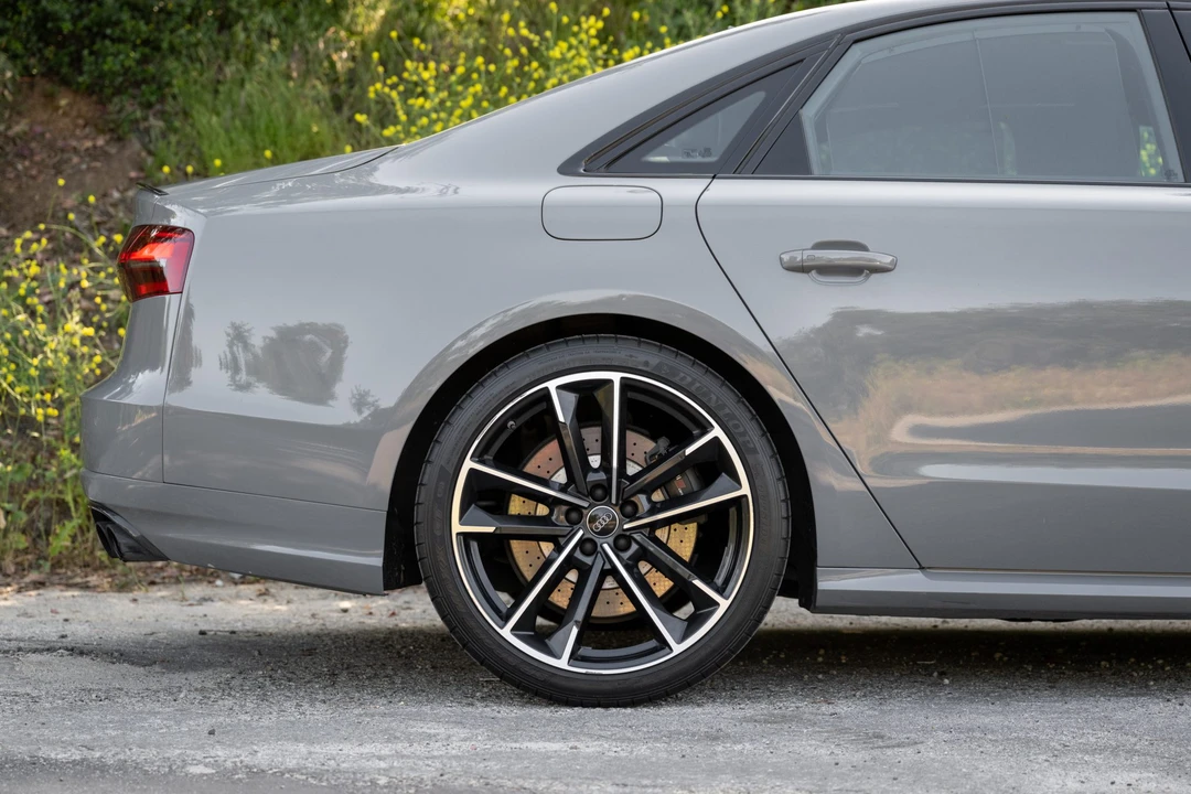 2017 Audi D4 S8 - Image 18 of 31