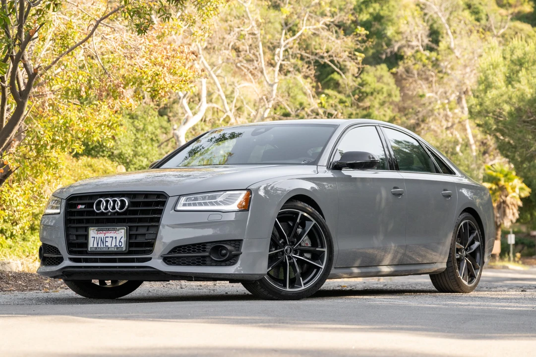 2017 Audi D4 S8 - Image 4 of 31