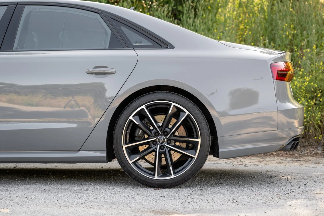2017 Audi D4 S8 - Image 15 of 31
