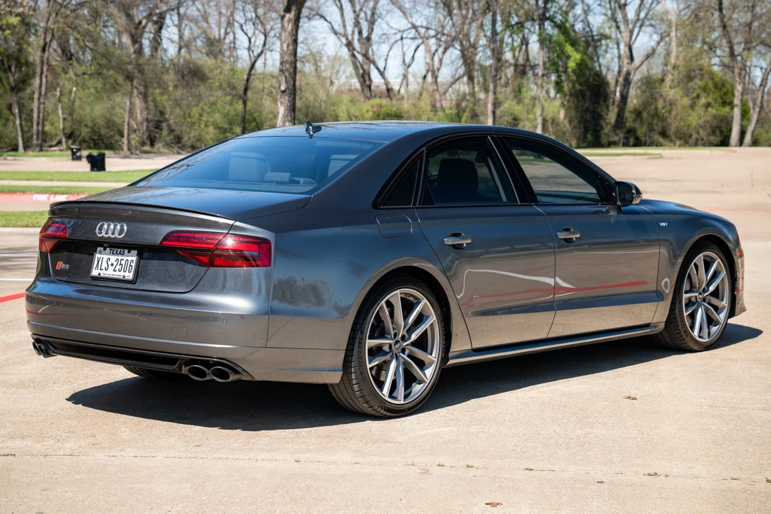 2017 Audi D4 S8 - Image 6 of 31