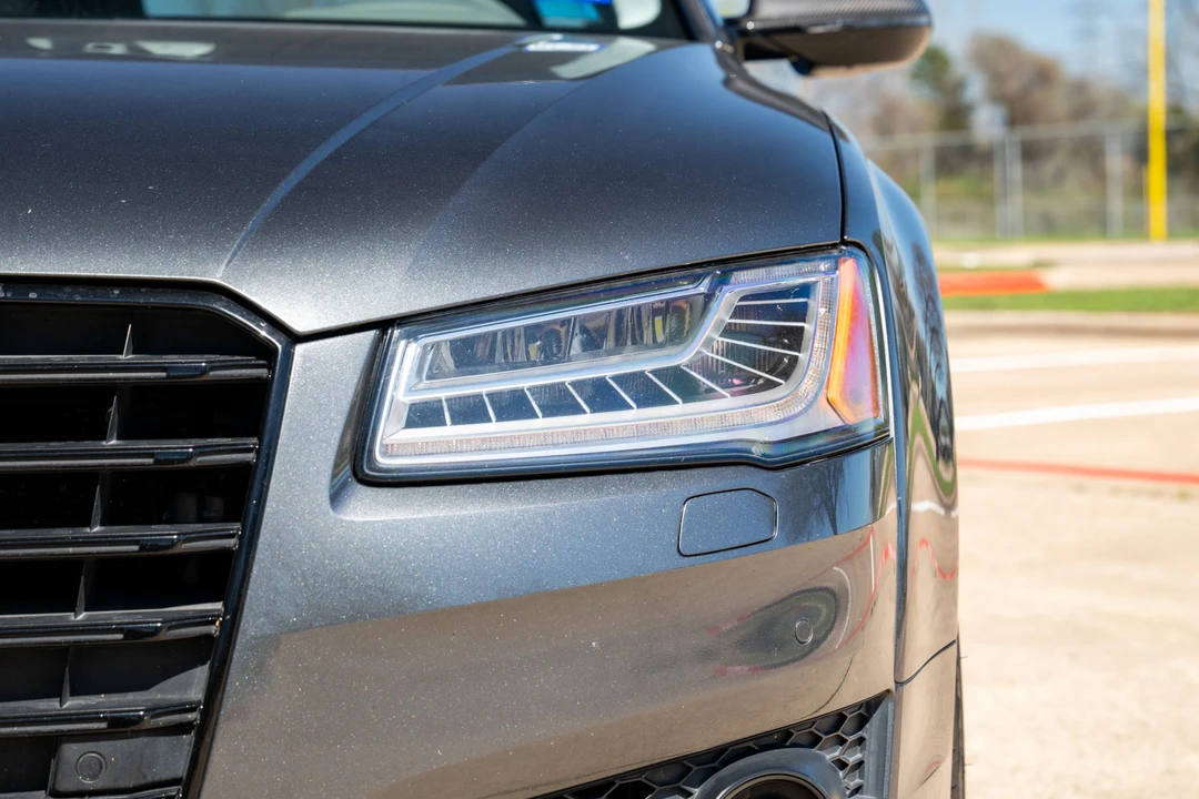 2017 Audi D4 S8 - Image 13 of 31