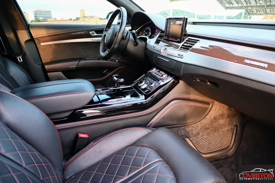 2017 Audi D4 S8 - Image 19 of 26