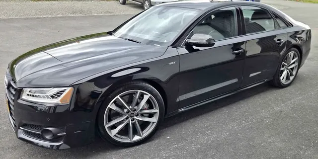 2017 Audi S8 Plus