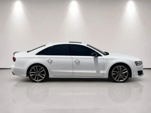 2017 Audi D4 S8 - Image 3 of 30