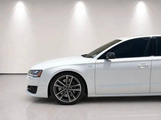 2017 Audi D4 S8 - Image 9 of 30