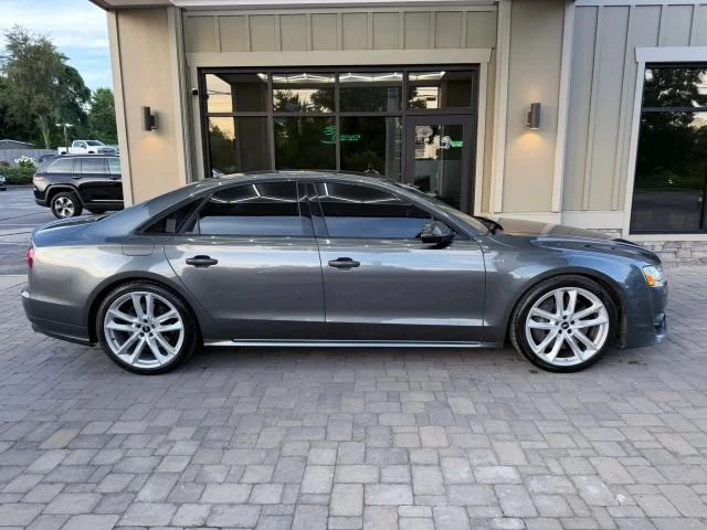 2017 Audi D4 S8 - Image 4 of 20