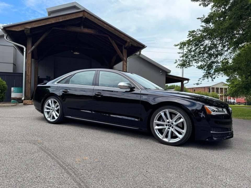 2017 Audi D4 S8 - Image 4 of 31