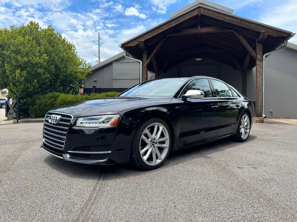 2017 Audi D4 S8 - Image 9 of 31