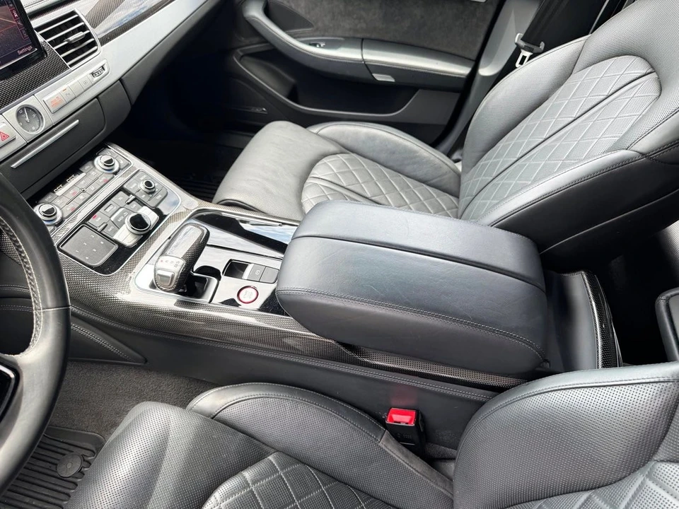 2017 Audi D4 S8 - Image 30 of 31