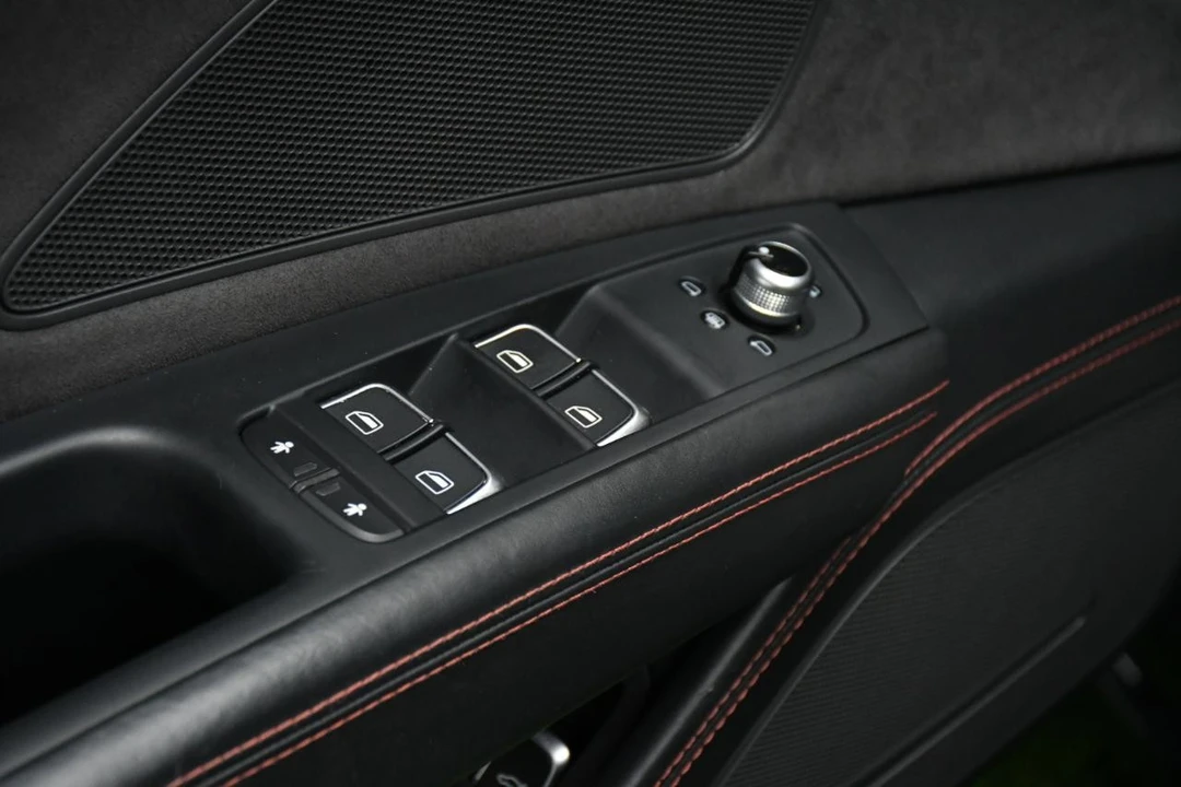 2017 Audi D4 S8 - Image 20 of 21