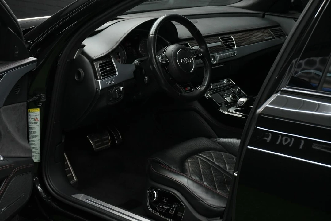 2017 Audi D4 S8 - Image 17 of 21