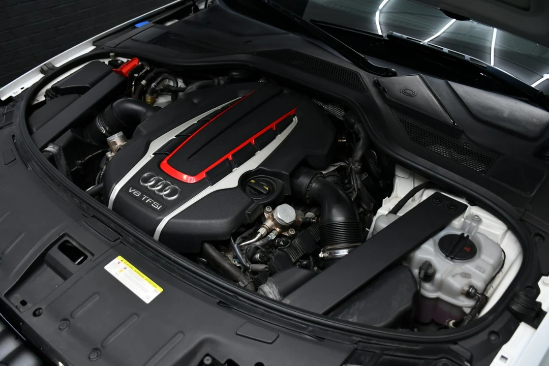 2017 Audi D4 S8 - Image 16 of 21