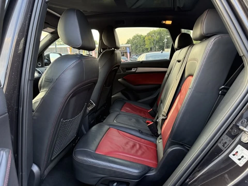 2017 Audi 8R SQ5 - Image 6 of 12