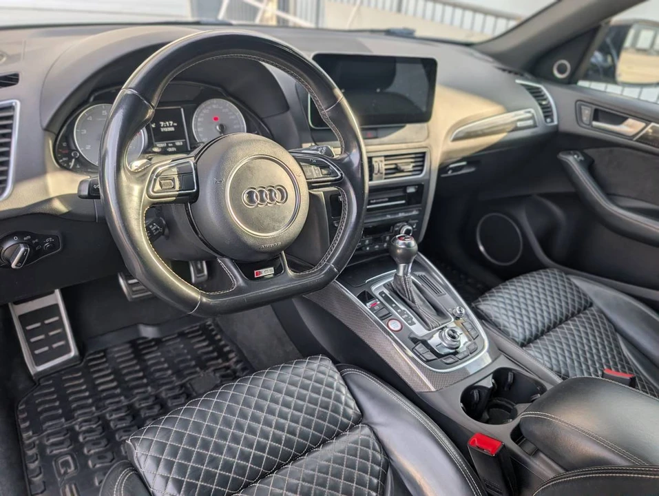 2017 Audi 8R SQ5 - Image 7 of 11