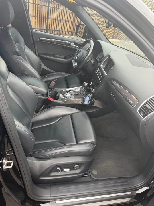 2017 Audi 8R SQ5 - Image 6 of 8