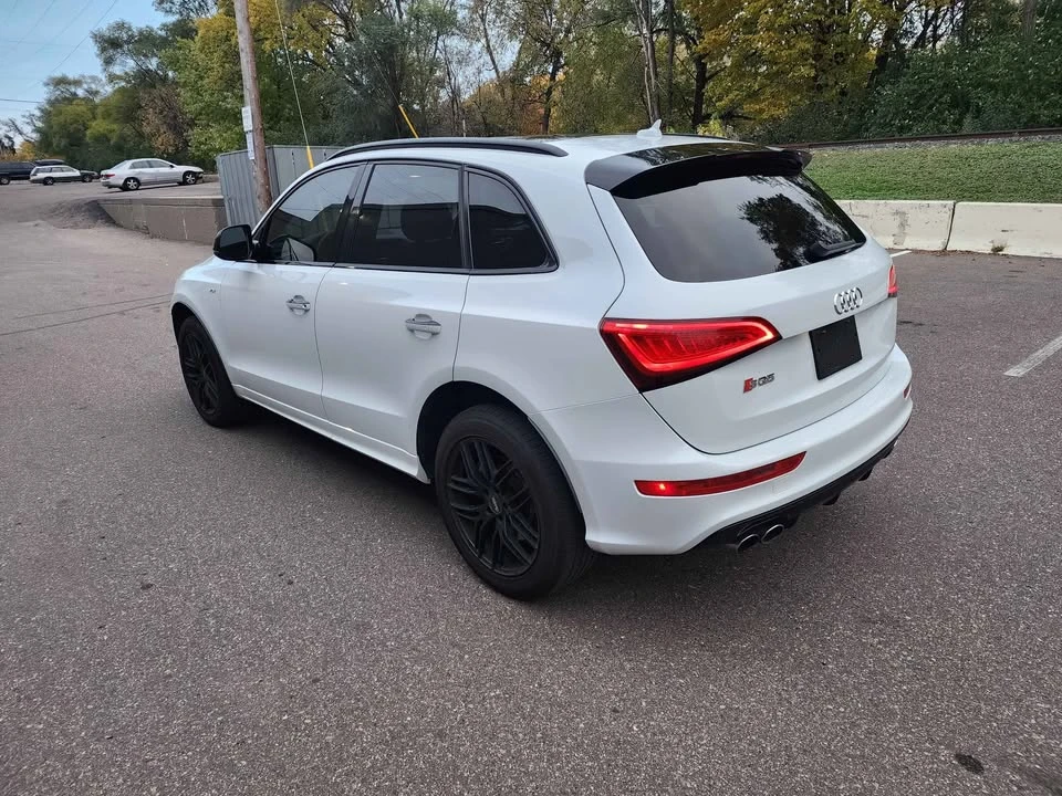 2017 Audi 8R SQ5 - Image 2 of 9