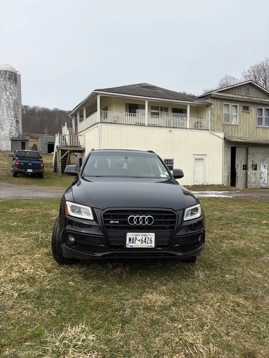 2017 Audi 8R SQ5 - Image 2 of 10