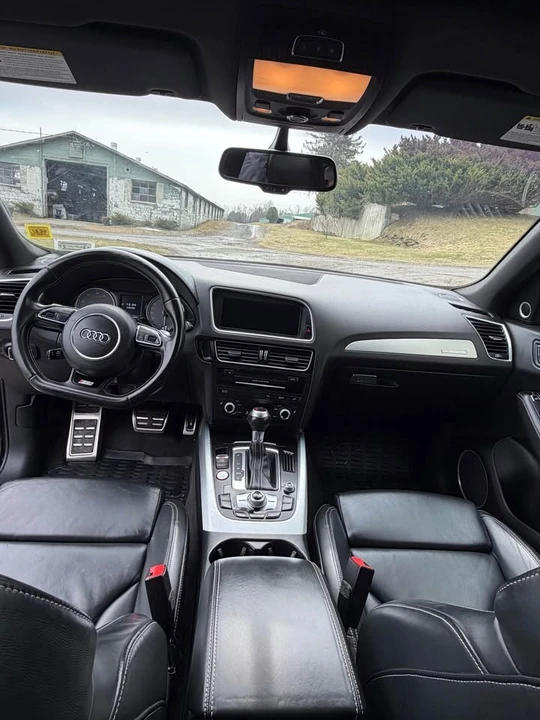 2017 Audi 8R SQ5 - Image 6 of 10