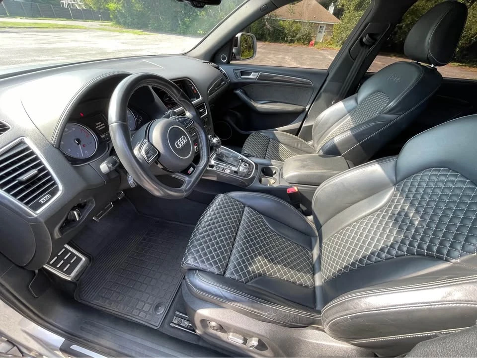 2017 Audi 8R SQ5 - Image 9 of 20