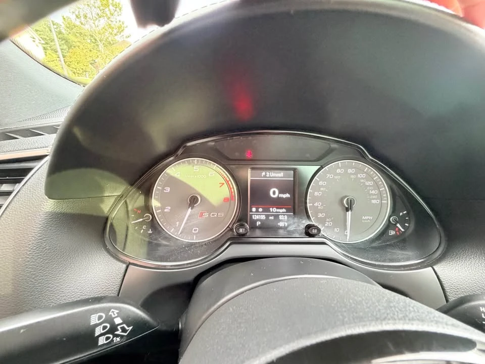 2017 Audi 8R SQ5 - Image 9 of 19