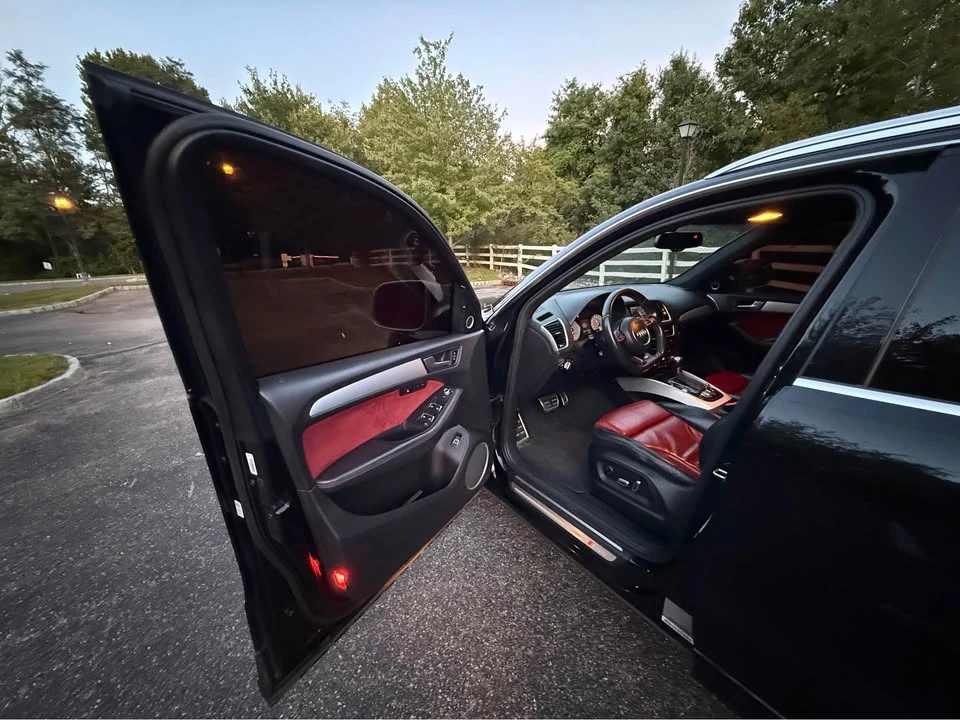 2017 Audi 8R SQ5 - Image 10 of 18