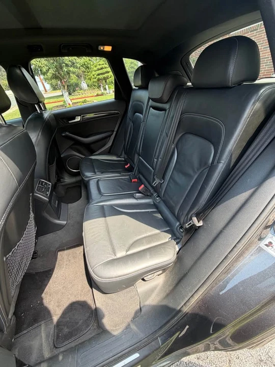 2017 Audi 8R SQ5 - Image 9 of 9