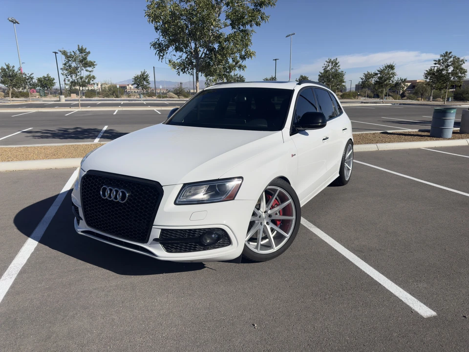 2017 Audi SQ5 - Image 8 of 31