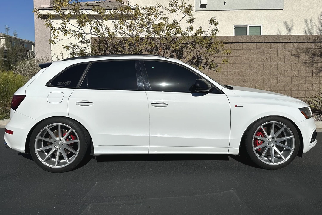 2017 Audi SQ5 - Image 3 of 31