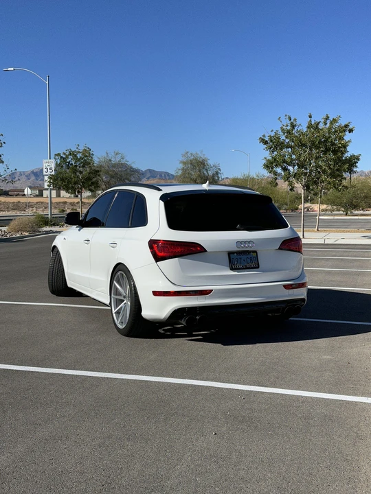 2017 Audi SQ5 - Image 16 of 31