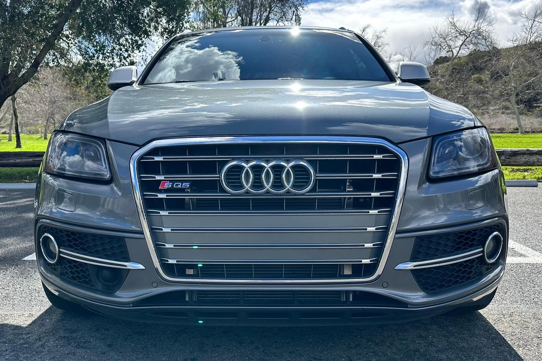 2017 Audi SQ5 - Image 2 of 31