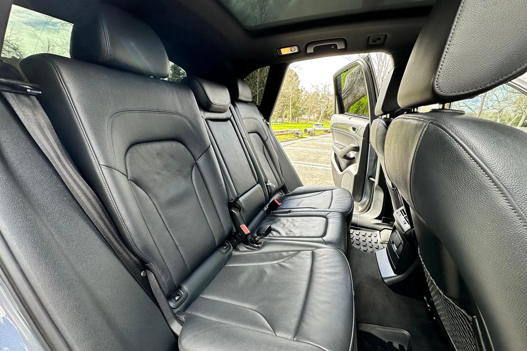 2017 Audi SQ5 - Image 28 of 31