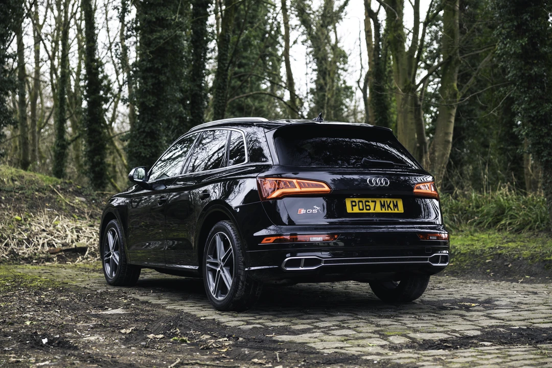2017 Audi SQ5 - Image 13 of 31