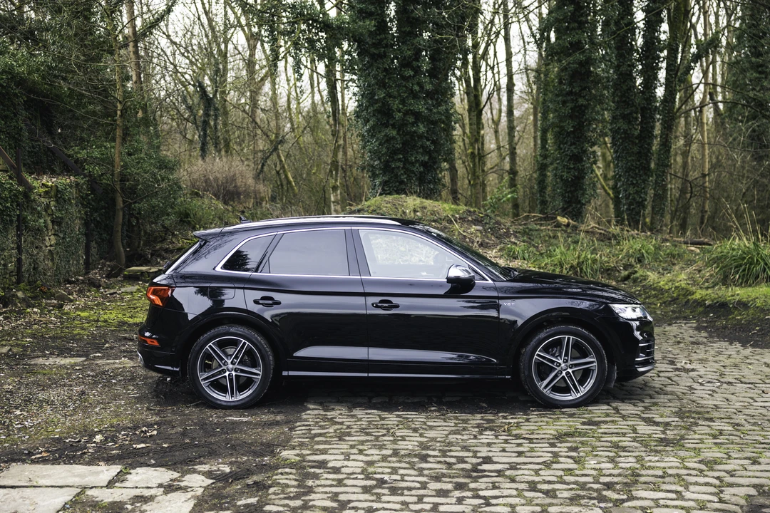 2017 Audi SQ5 - Image 8 of 31
