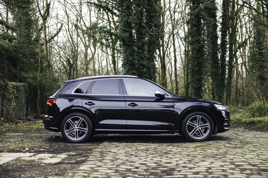 2017 Audi SQ5 - Image 16 of 31